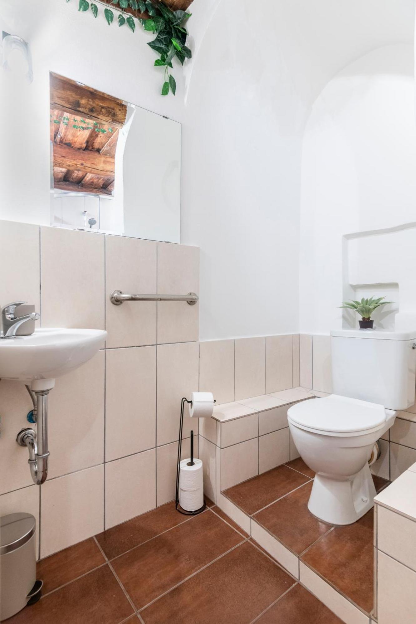 20 Seconds To Charles Bridge Apartment Prague Ngoại thất bức ảnh
