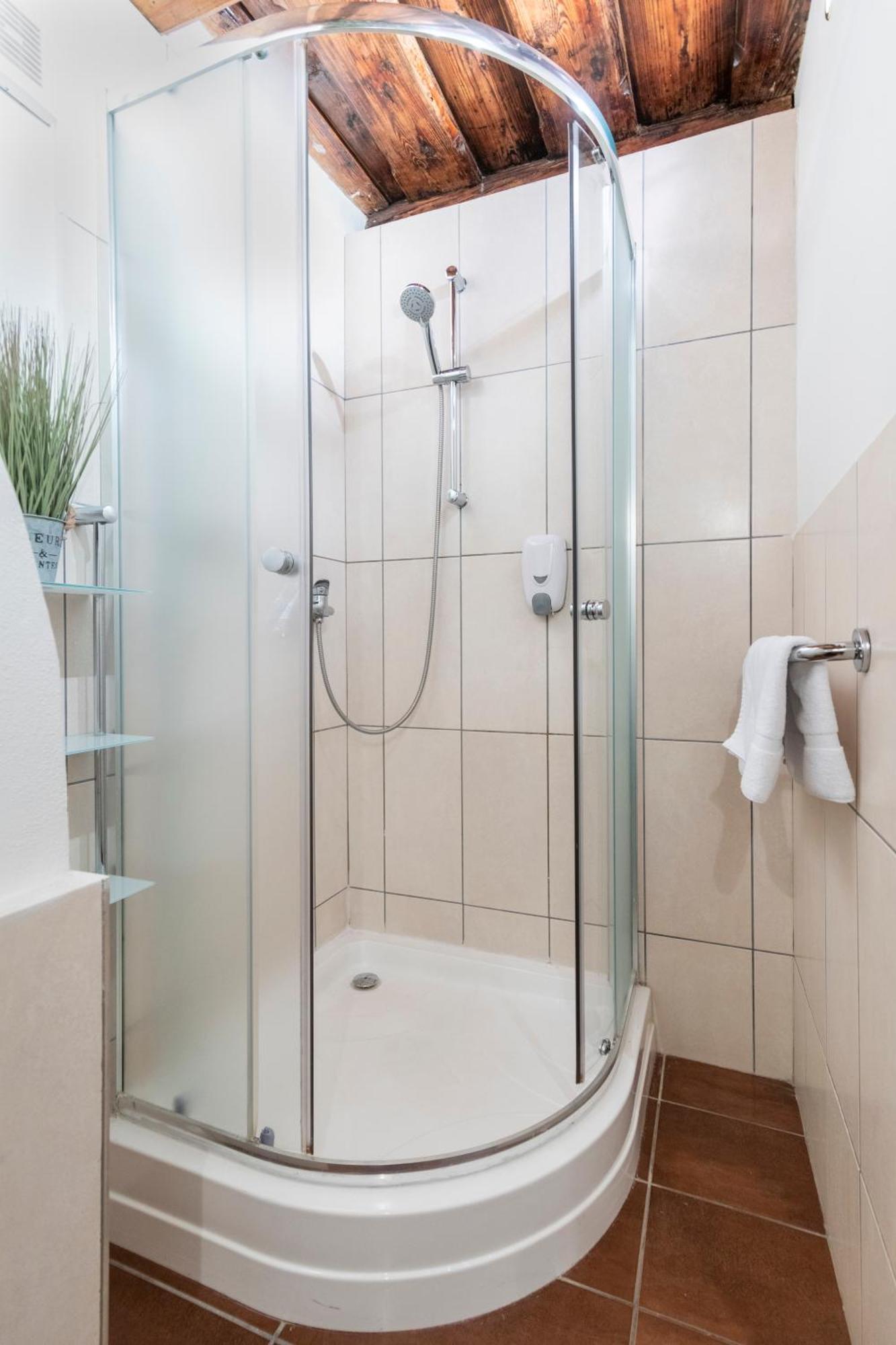 20 Seconds To Charles Bridge Apartment Prague Ngoại thất bức ảnh