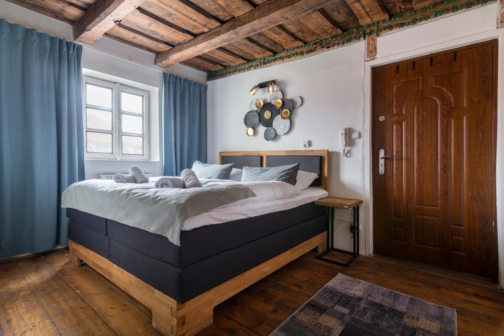 20 Seconds To Charles Bridge Apartment Prague Ngoại thất bức ảnh